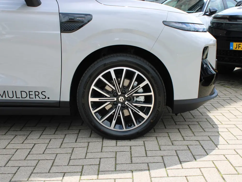 Leapmotor B10 Design Hybrid EV 18.8 kWh Direct leverbaar uit 2026, foto 10