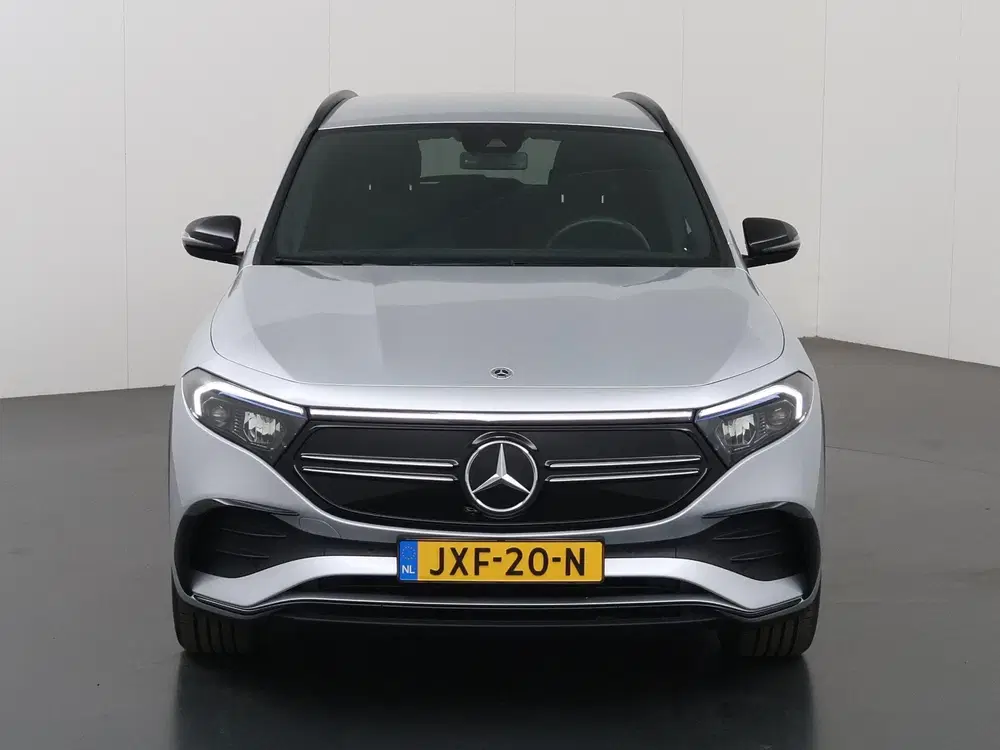 Mercedes-Benz EQA 250+ AMG Line 71 kWh uit 2024, foto 3
