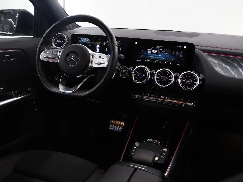 Mercedes-Benz EQA 250+ AMG Line 71 kWh uit 2024, foto 9