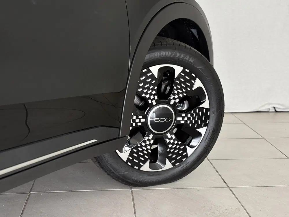 Fiat 600e La Prima 54 kWh uit 2026, foto 17