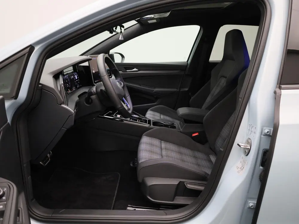 Volkswagen Golf 1.5 eHybrid GTE 272 PK| | SOH 100% | Panoram uit 2025, foto 9