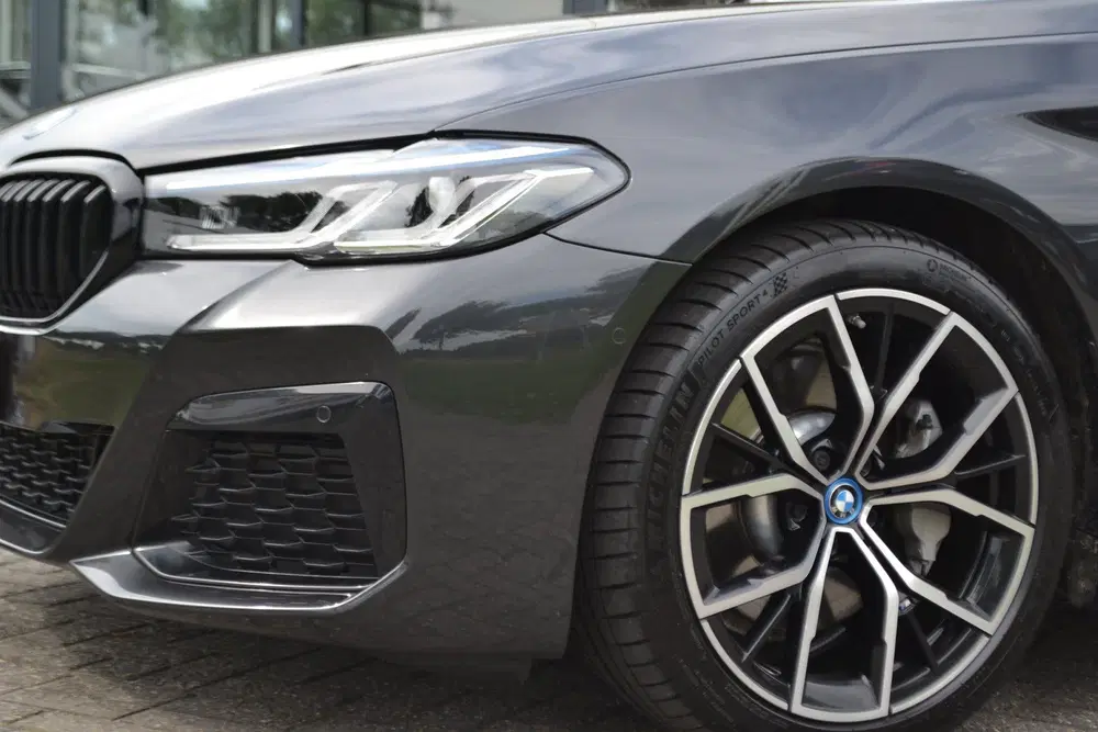 BMW 5-serie 5 Serie Touring 530e M-Sport uit 2024, foto 14