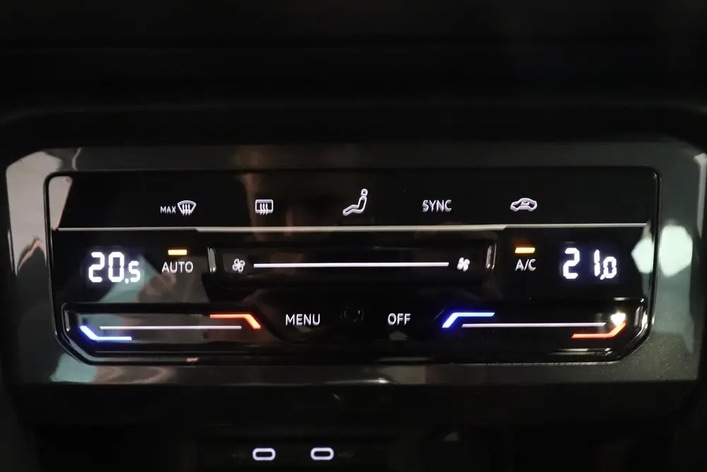 Volkswagen Tiguan 1.5 TSI Life Business | Adaptieve cruise | uit 2021, foto 13