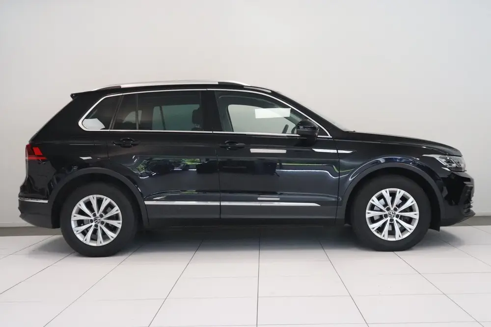 Volkswagen Tiguan 1.5 TSI Life Business | Adaptieve cruise | uit 2021, foto 18