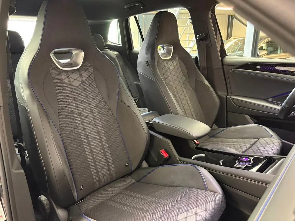 Volkswagen Tiguan 1.5 eTSI 3x R-Line | Camera | IQ Light | M uit 2024, foto 12