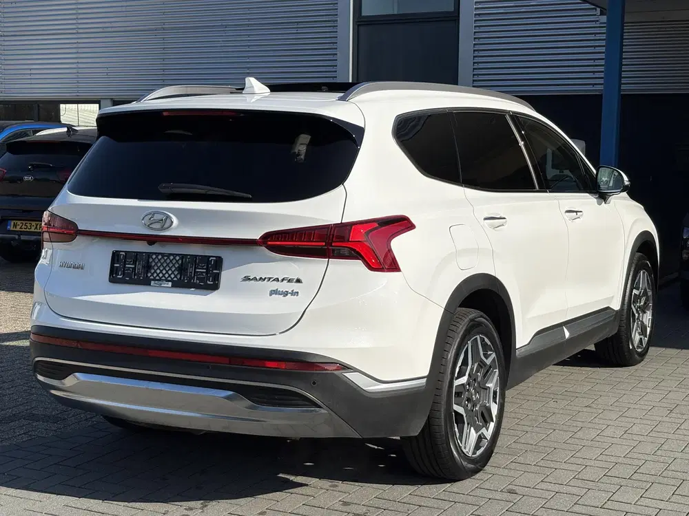 Hyundai SANTA FE 1.6 T-GDI PHEV Premium Sky 7p. uit 2023, foto 10