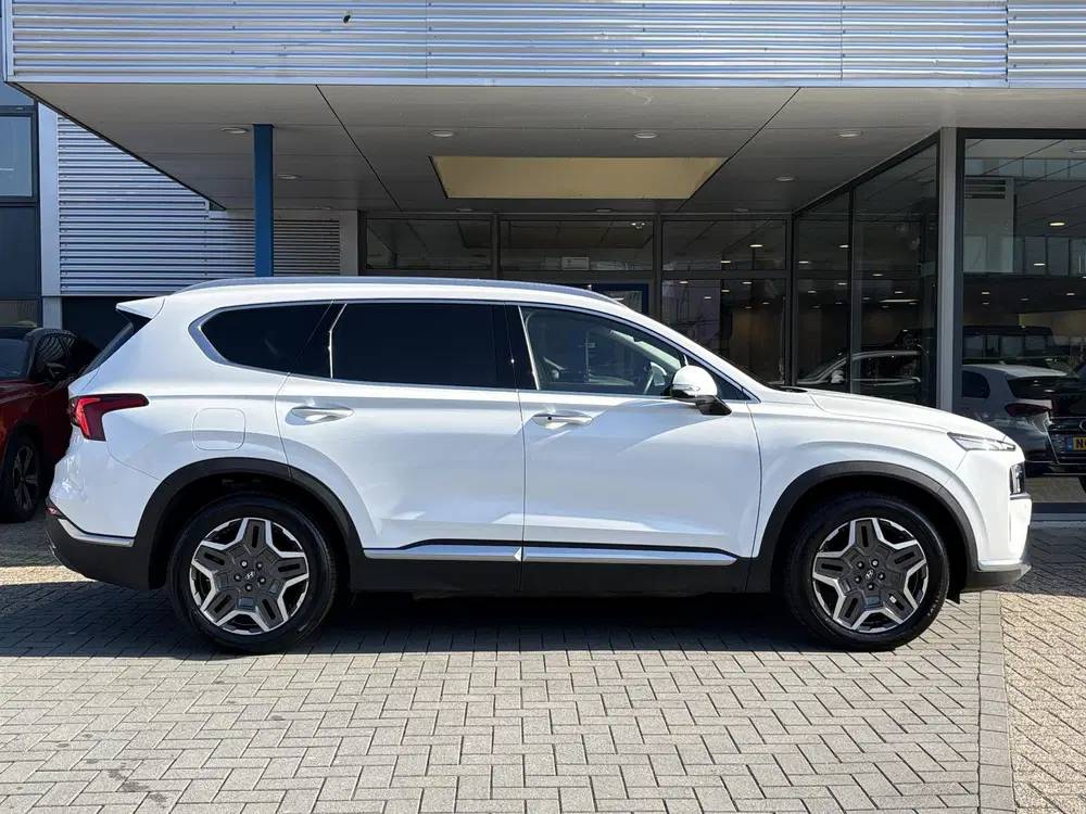 Hyundai SANTA FE 1.6 T-GDI PHEV Premium Sky 7p. uit 2023, foto 4