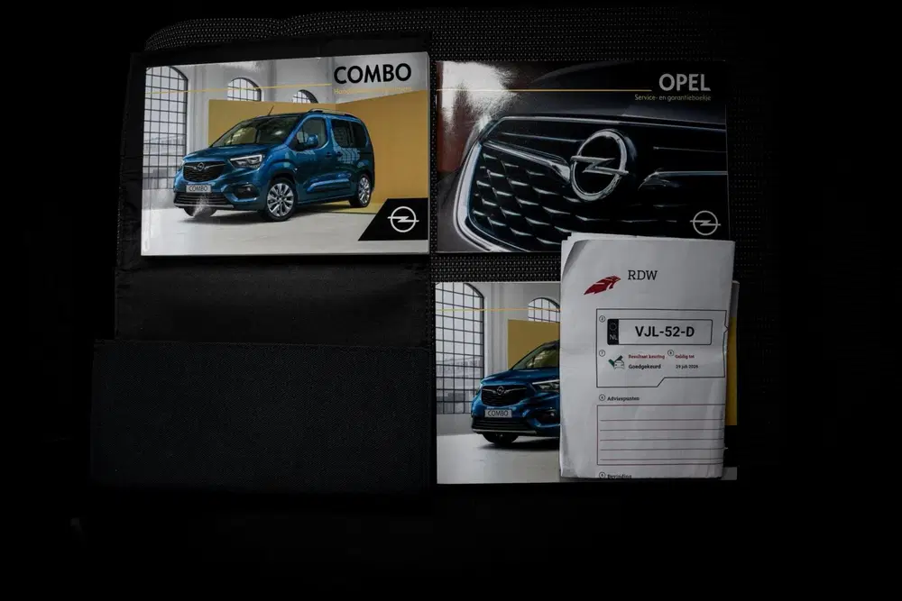 Opel Combo 1.5D L1H1 Edition uit 2021, foto 6