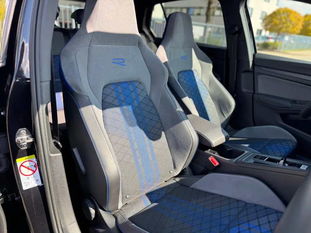 Volkswagen Golf 2.0 TSI R 4Motion DSG Pano AKRA IQ HUD Drift uit 2021, foto 7