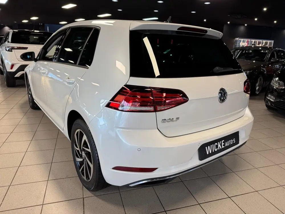 Volkswagen Golf 1.0 TSI Comfortline 85 KW 6 bak Navigatie Cr uit 2020, foto 2