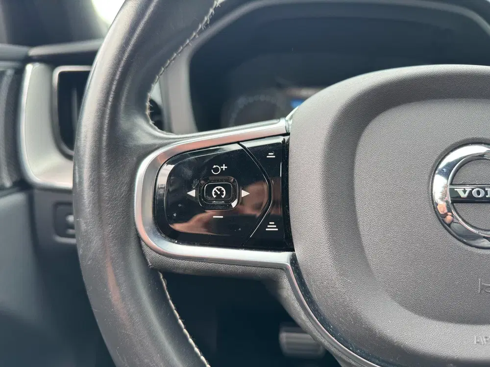Volvo XC60 2.0 T8 Twin Engine AWD Inscription Pano Pl uit 2020, foto 12