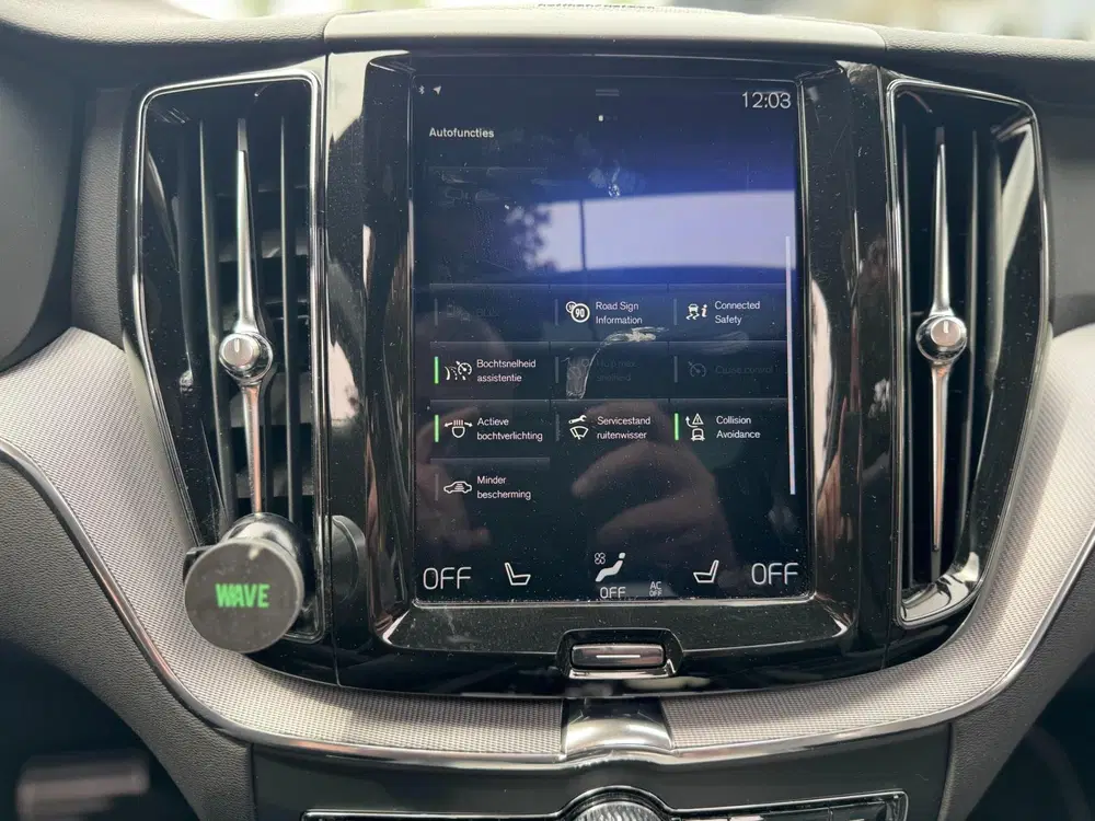 Volvo XC60 2.0 T8 Twin Engine AWD Inscription Pano Pl uit 2020, foto 8