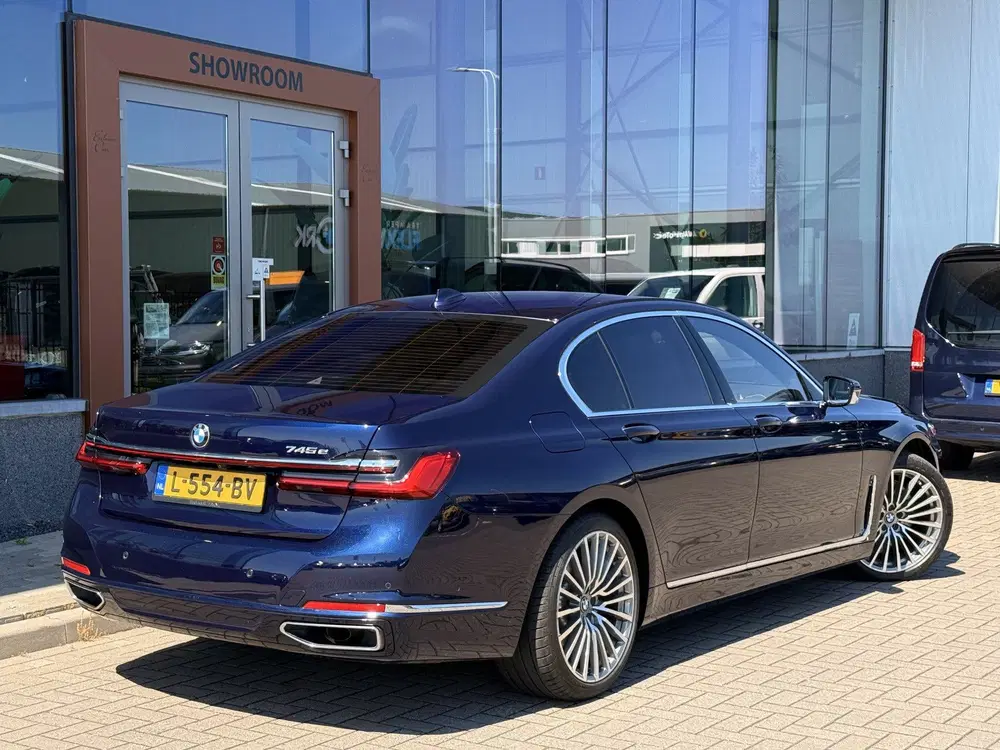 BMW 7-serie 7 Serie 745e High Executive uit 2021, foto 17