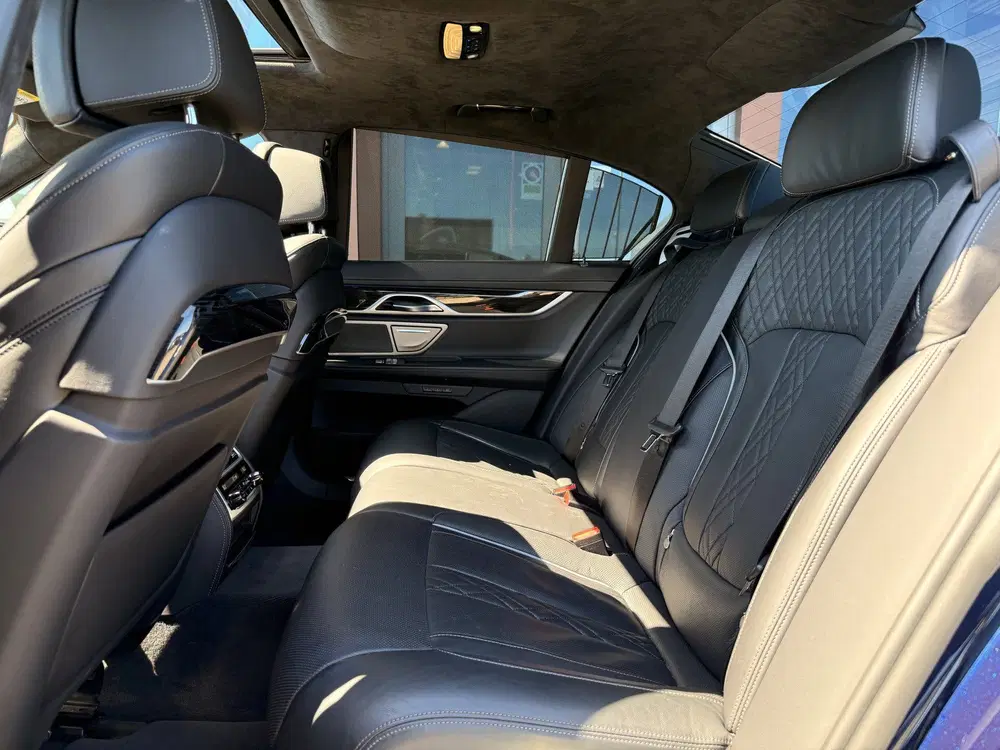 BMW 7-serie 7 Serie 745e High Executive uit 2021, foto 7