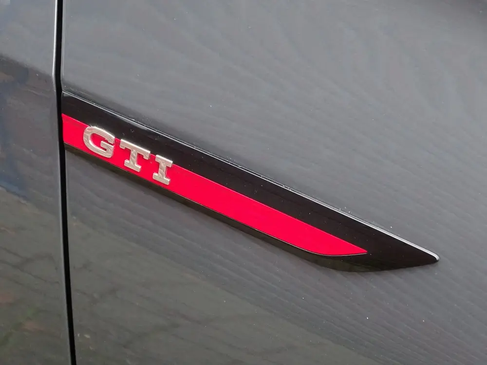 Volkswagen Golf 2.0 TSI GTI (bj 2023, automaat) uit 2023, foto 18