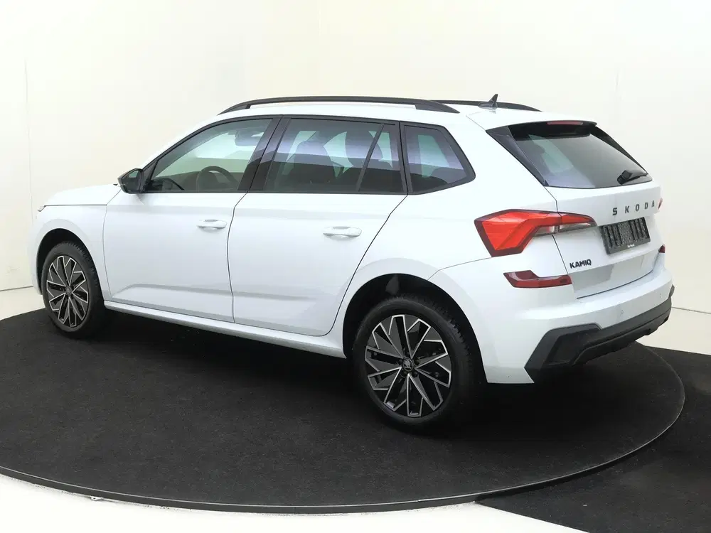 Skoda Kamiq 1.0 TSI Business Edition uit 2025, foto 3