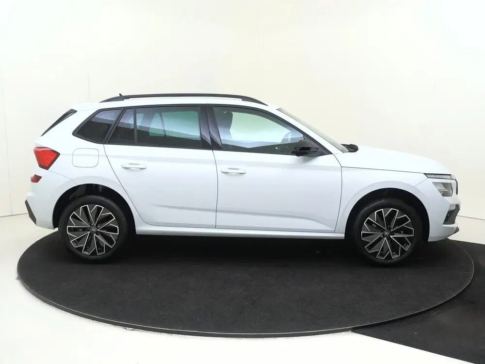Skoda Kamiq 1.0 TSI Business Edition uit 2025, foto 9