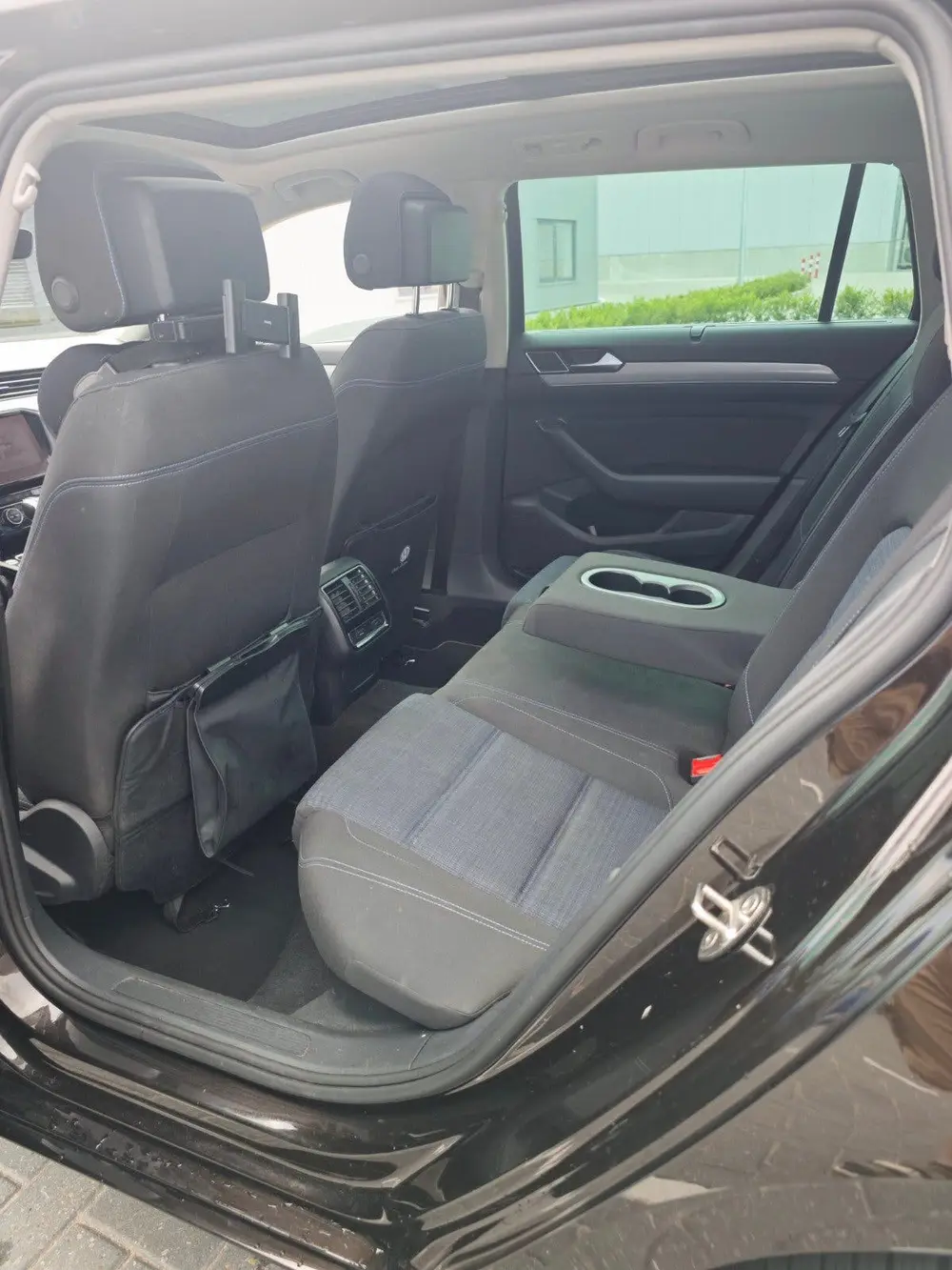 Volkswagen Passat Variant Passat 1.4 TSI Phev 218pk 6-DSG 2020 Bruin uit 2020, foto 9