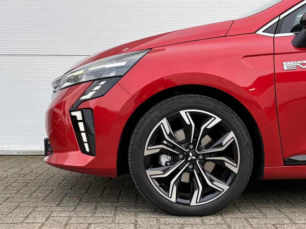 Mitsubishi Colt 1.6 HEV Intense+ uit 2026, foto 13