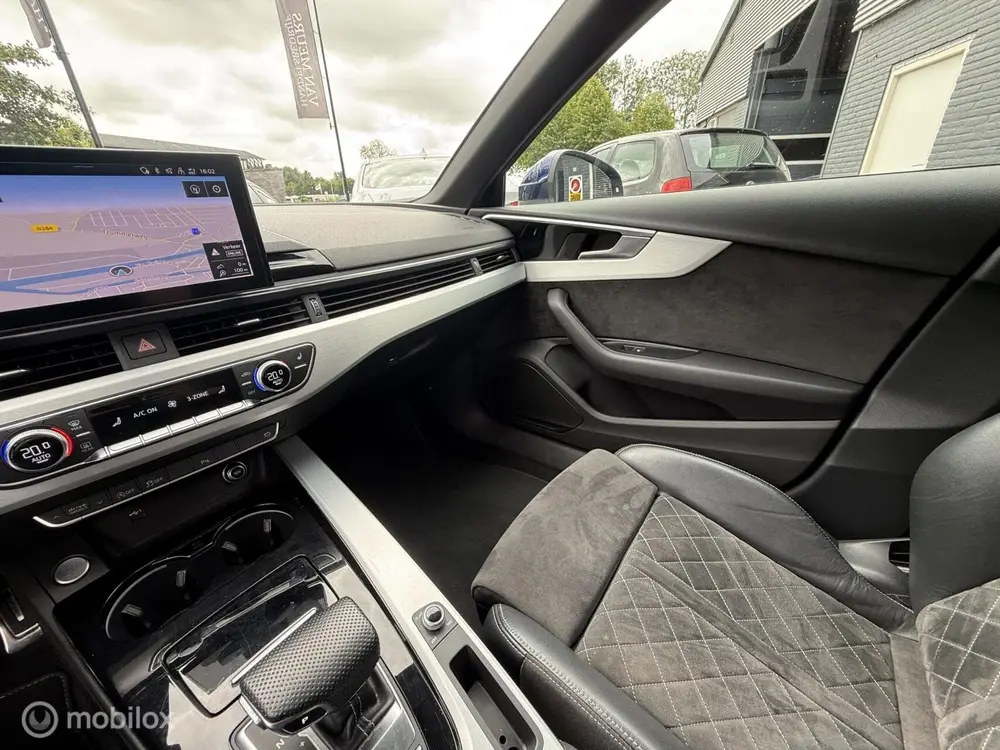 Audi A4 35 TFSI Launch edition Sport uit 2019, foto 19