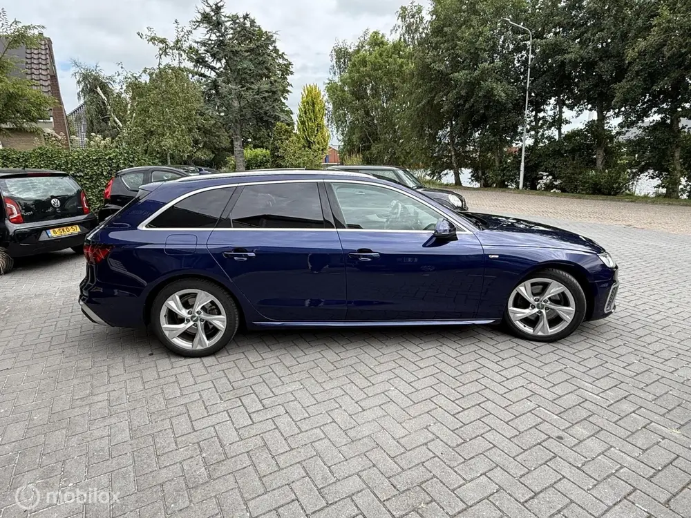 Audi A4 35 TFSI Launch edition Sport uit 2019, foto 9