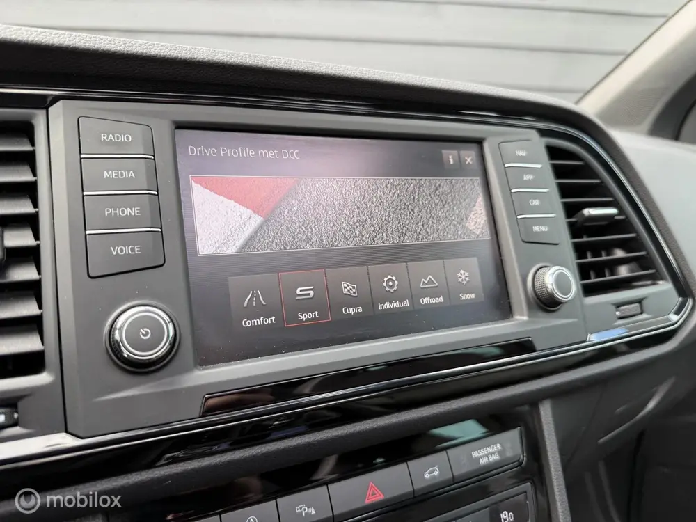 Cupra Ateca 2.0 TSI 4DRIVE Kuipstoelen/Pano.dak/Maxton/Beats uit 2019, foto 18