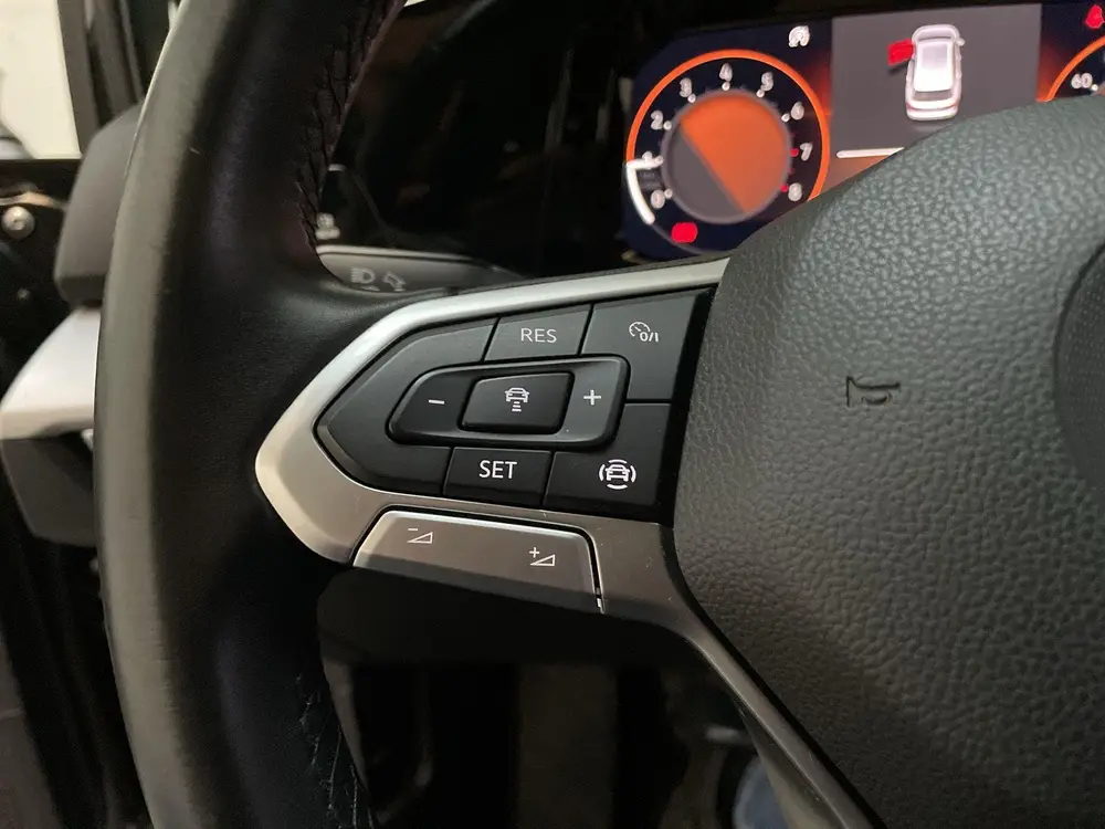 Volkswagen Golf Variant 1.0 TSI 110pk Life Sfeerverlichting uit 2022, foto 7