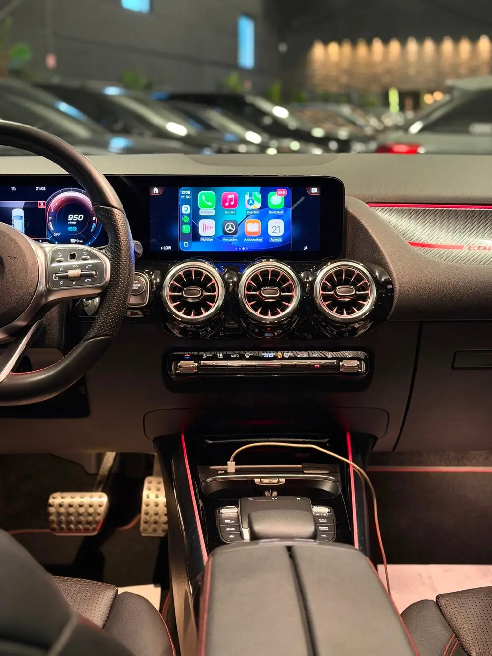 Mercedes-Benz GLA 250 e AMG Line Edition one uit 2020, foto 12