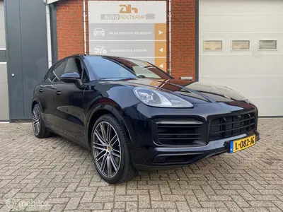 Porsche Cayenne 3.0 E-Hybrid PANO LUCHT BTW NL-AUTO uit 2021