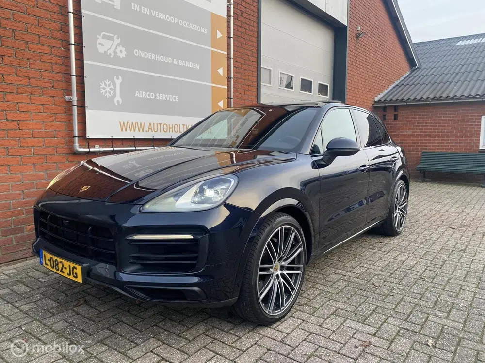Porsche Cayenne 3.0 E-Hybrid PANO LUCHT BTW NL-AUTO uit 2021, foto 3