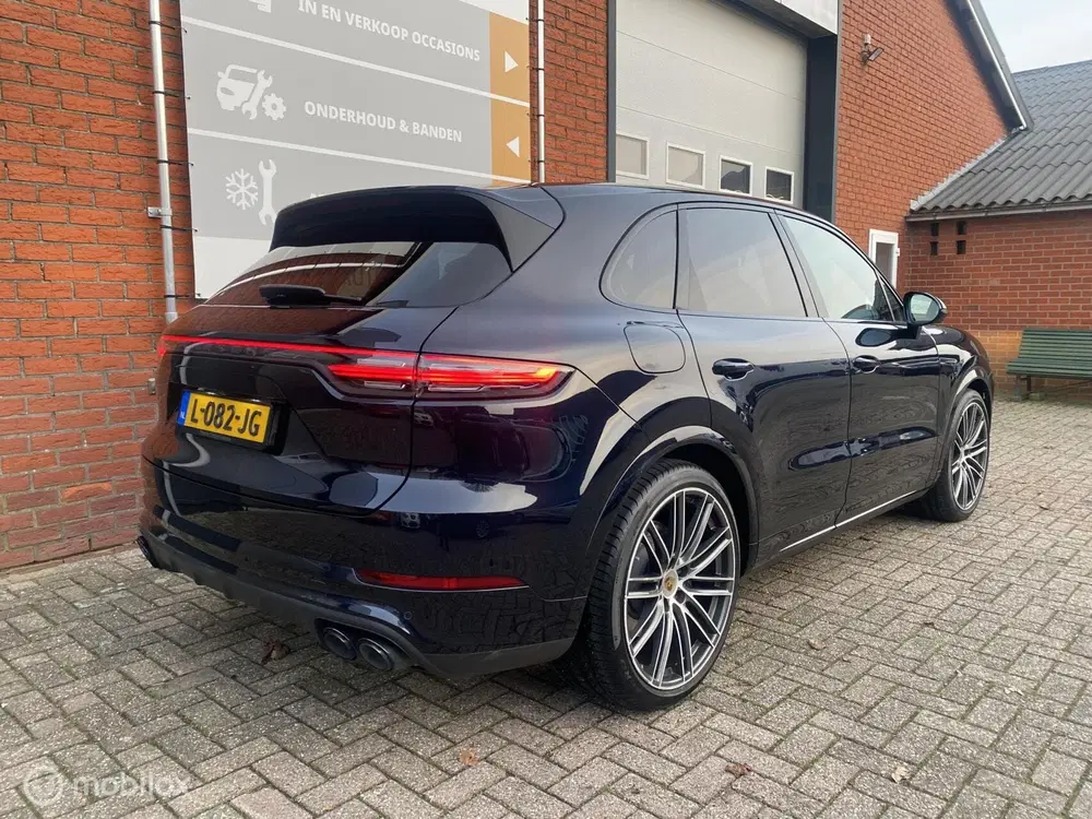 Porsche Cayenne 3.0 E-Hybrid PANO LUCHT BTW NL-AUTO uit 2021, foto 7