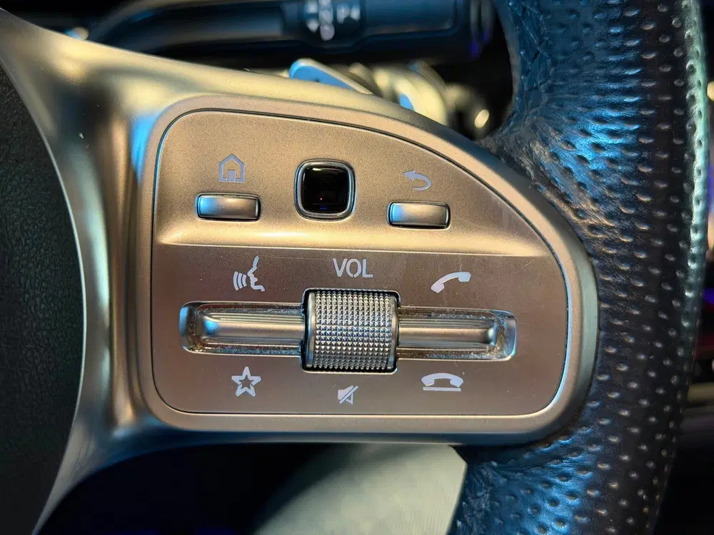 Mercedes-Benz GLB 200 AMG uit 2020, foto 20