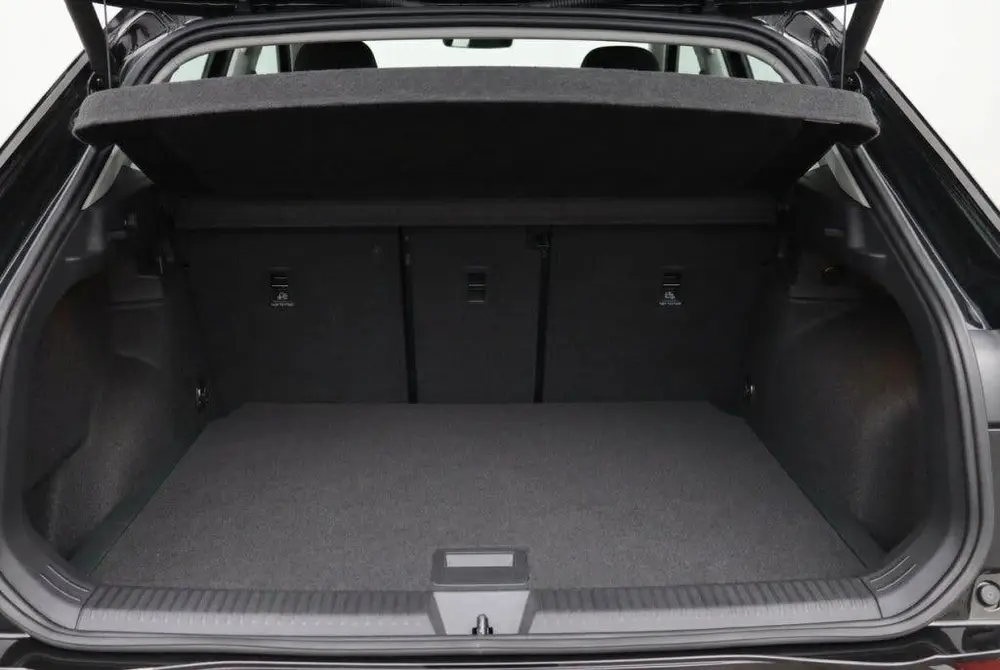 Volkswagen T-Roc 1.5 eTSI R-Line Black Style 150PK | Pano | uit 2026, foto 15