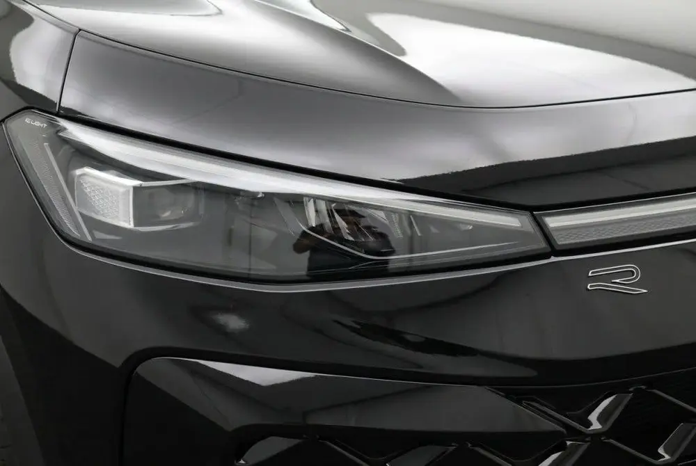 Volkswagen T-Roc 1.5 eTSI R-Line Black Style 150PK | Pano | uit 2026, foto 8