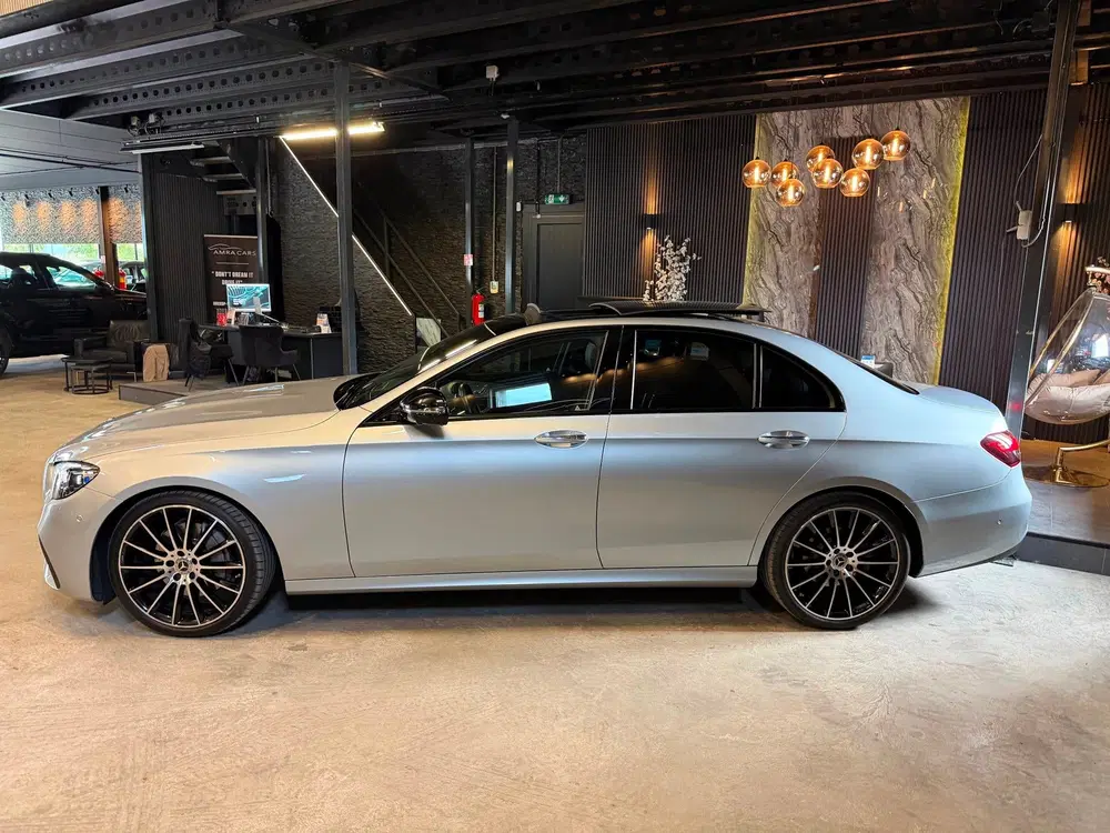 Mercedes-Benz E-Klasse 200 AMG Line uit 2020, foto 9