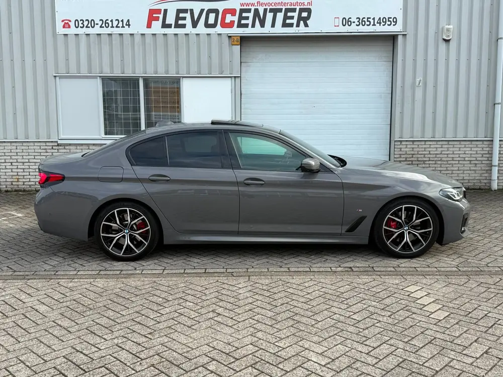 BMW 5-serie 520i High Executive Edition M Sport uit 2022, foto 5