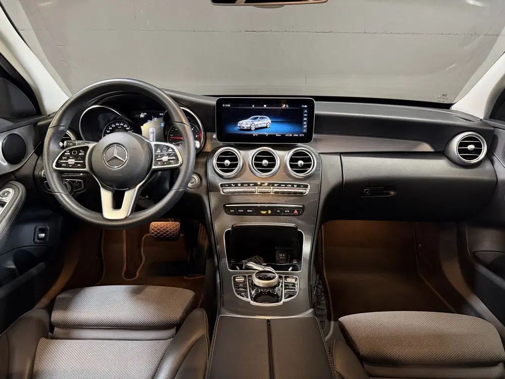 Mercedes-Benz C-Klasse 220 d Business Solution uit 2019, foto 2