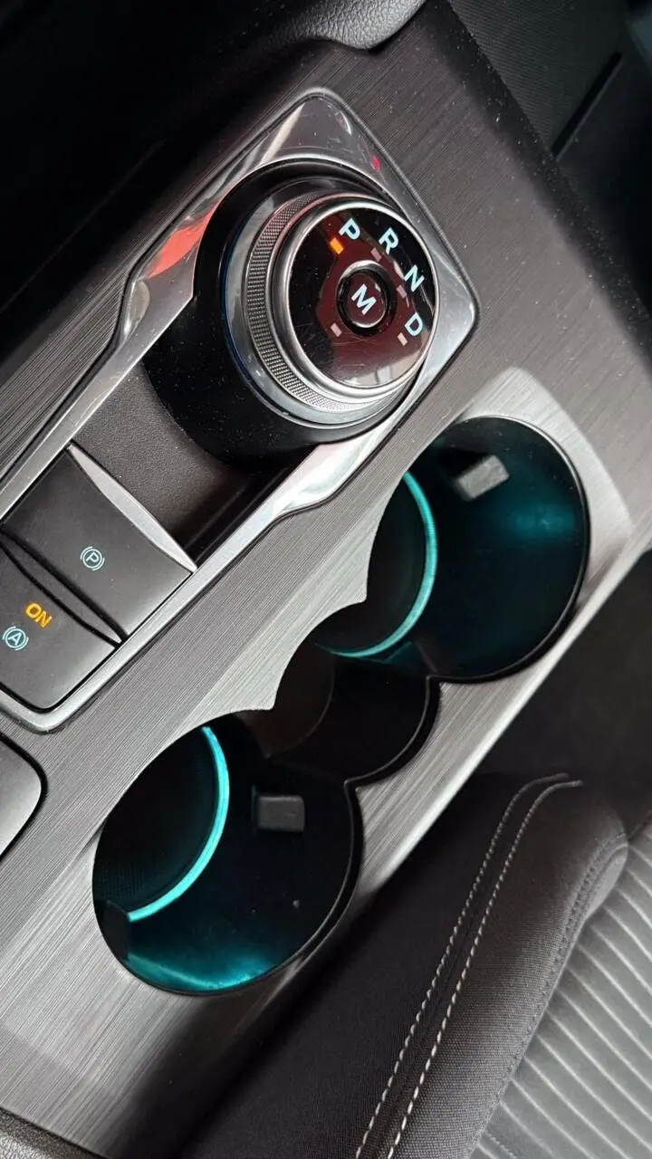 Ford Focus Wagon 1.0 EcoBoost Titanium Business uit 2019, foto 20
