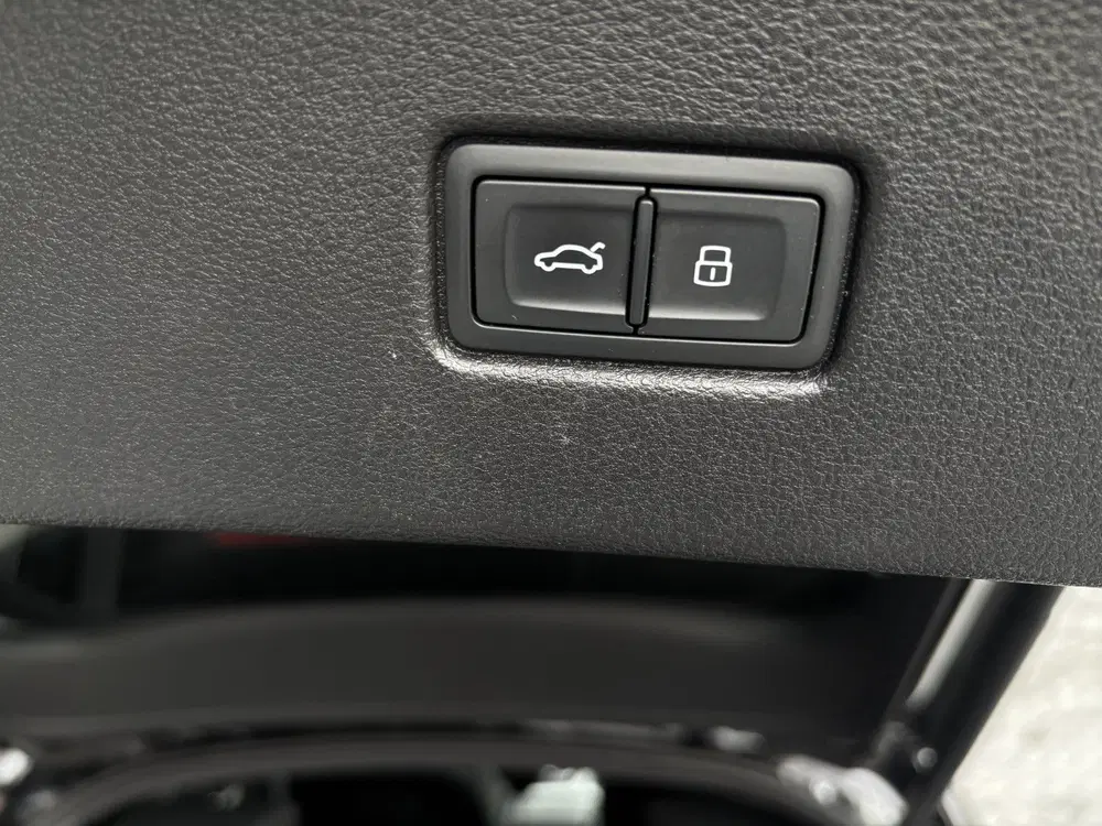 Audi Q5 55 TFSI e S-line RS Luchtvering Head-Up uit 2021, foto 12