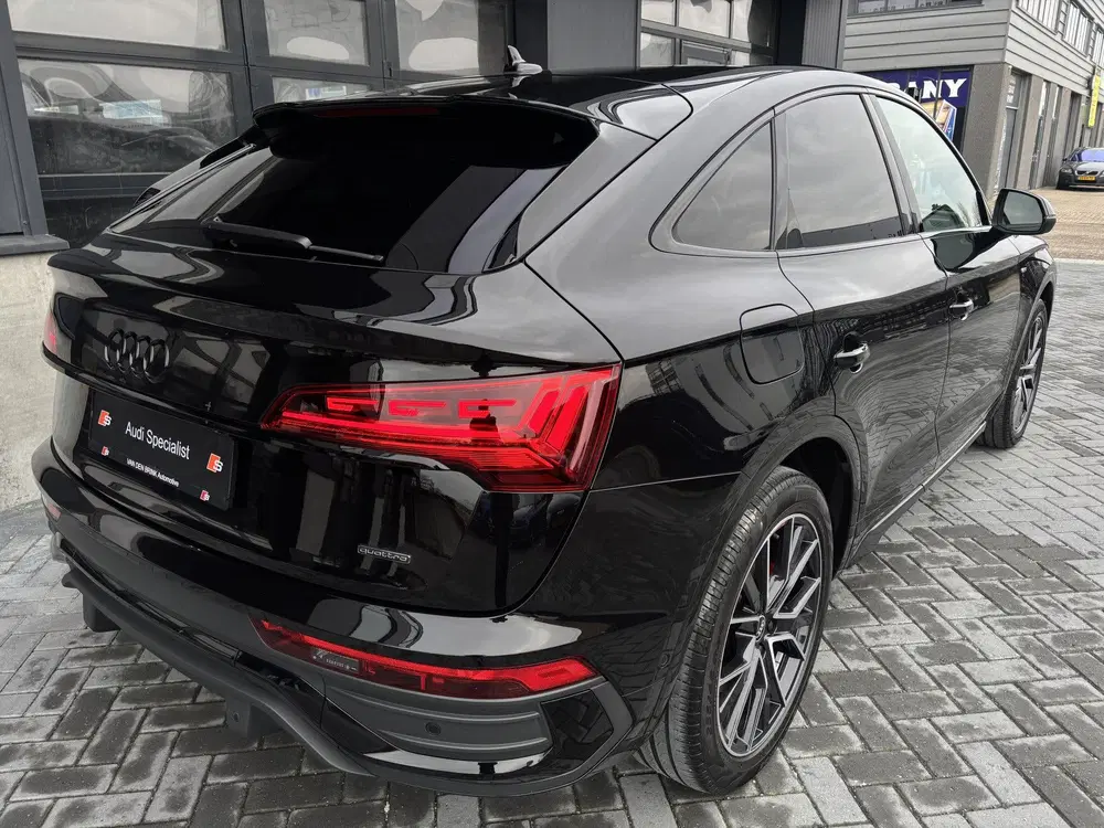 Audi Q5 55 TFSI e S-line RS Luchtvering Head-Up uit 2021, foto 3