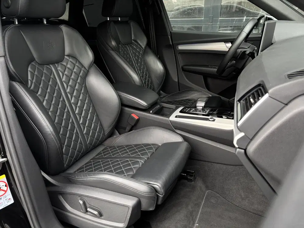 Audi Q5 55 TFSI e S-line RS Luchtvering Head-Up uit 2021, foto 5