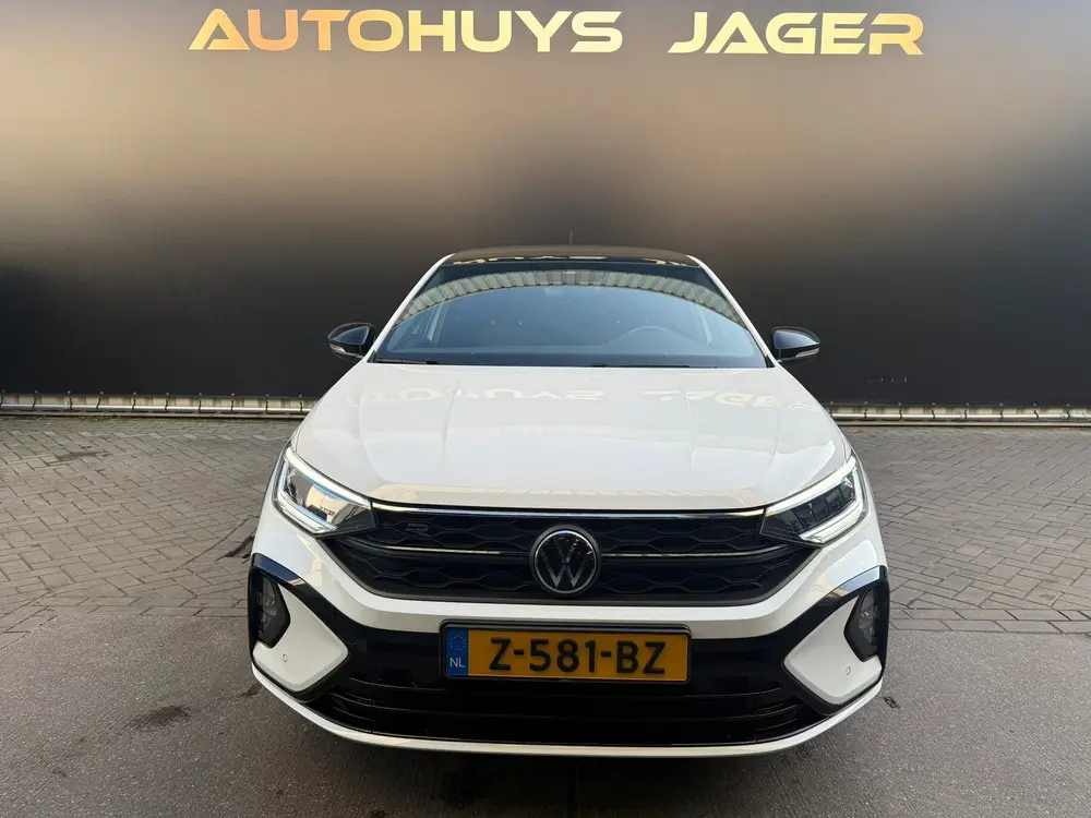 Volkswagen Taigo 1.5 TSI R-Line Business Pano Carplay Camera uit 2022, foto 10