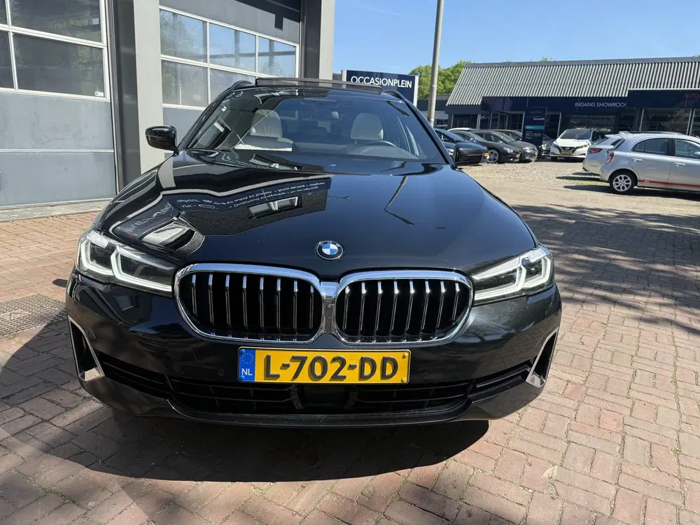 BMW 5-serie 5 Serie Touring 520i High Executive uit 2021, foto 5