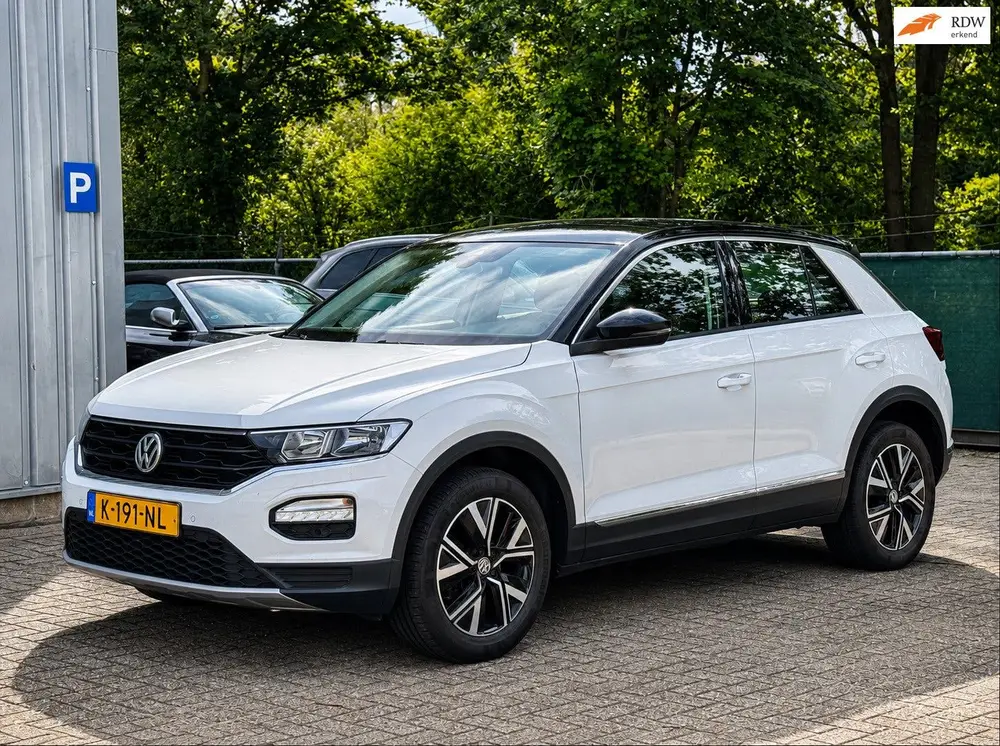 Volkswagen T-Roc 1.0 TSI Style / Zwart dak / CarPlay / Camer uit 2019