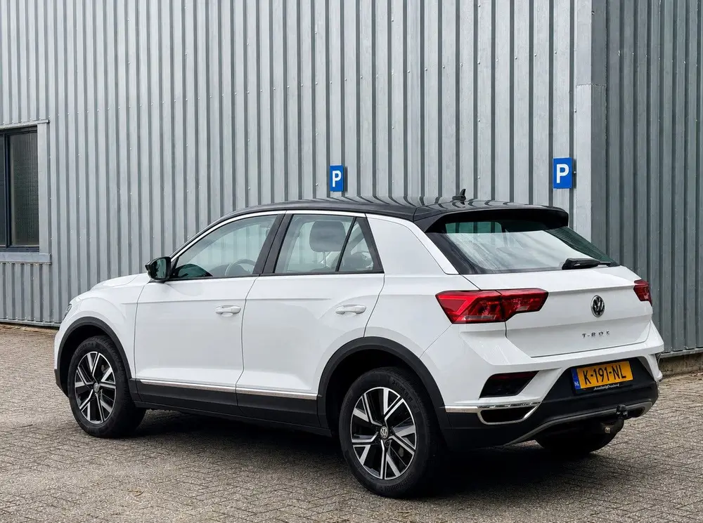 Volkswagen T-Roc 1.0 TSI Style / Zwart dak / CarPlay / Camer uit 2019, foto 3