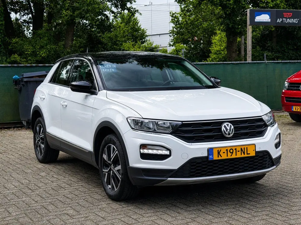Volkswagen T-Roc 1.0 TSI Style / Zwart dak / CarPlay / Camer uit 2019, foto 6