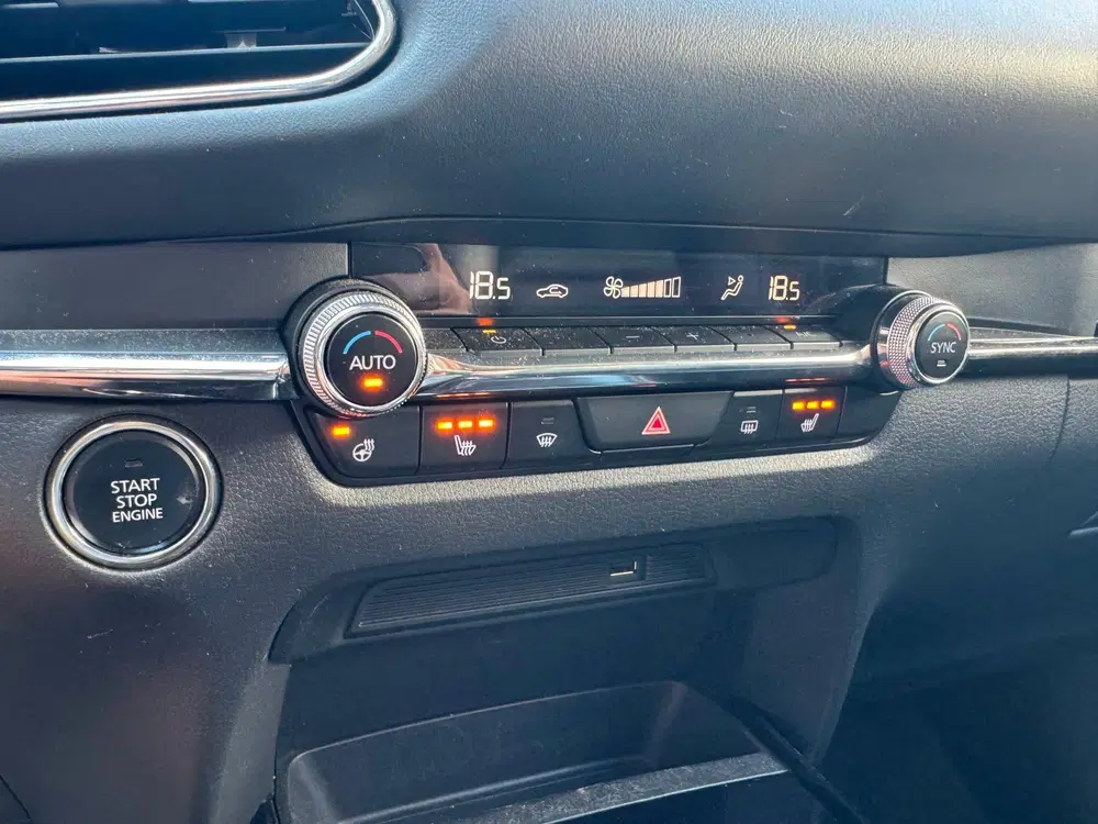 Mazda CX-30 2.0 e-SkyActiv-X uit 2021, foto 19