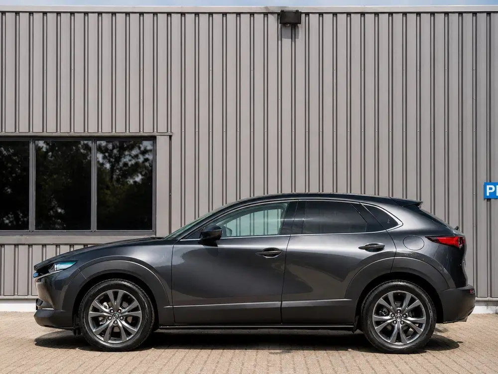 Mazda CX-30 2.0 e-SkyActiv-X uit 2021, foto 2
