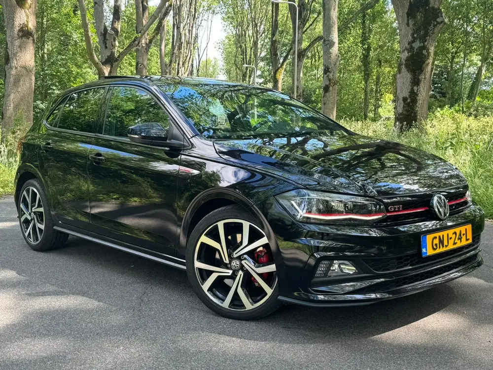 Volkswagen Polo 2.0 GTI Full Option Zwart uit 2019, foto 2