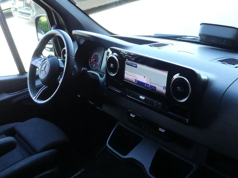 Mercedes-Benz Sprinter 317 CDI L2H2 LED uit 2024, foto 2